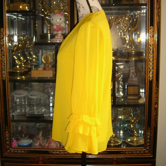 LE GALI YELLOW BELL SLEEVE V-NECK TOP S - Picture 4 of 6